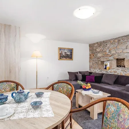 3 Bedroom Awesome In