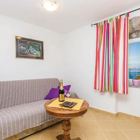 度假居 3 Bedroom Awesome In *