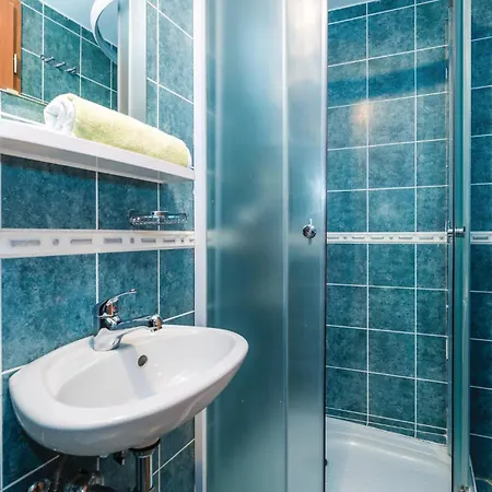 3 Bedroom Awesome In 度假居 *
