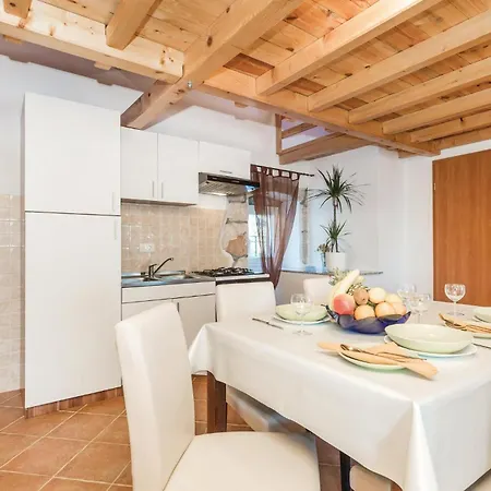 度假居 3 Bedroom Awesome In *