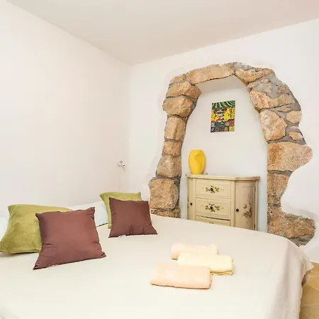 3 Bedroom Awesome In